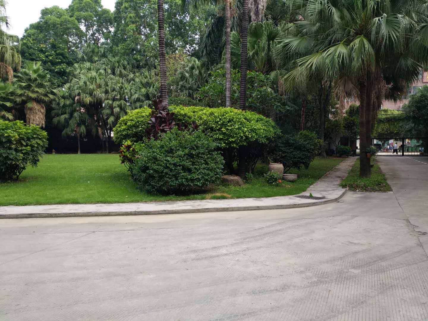 東莞好時年皮業有限公司